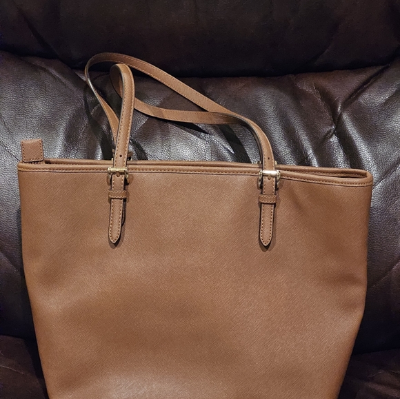 Michael Kors Shoulder Bag - Picture 2 of 7